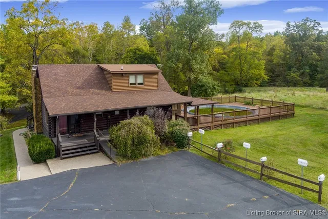 $2,300 | 2190 2 Mile Lane, New Albany, IN 47150