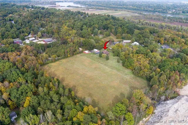 $2,300 | 2190 2 Mile Lane, New Albany, IN 47150