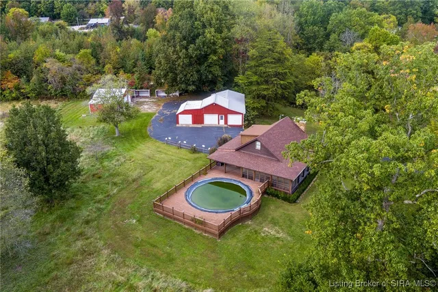 $2,300 | 2190 2 Mile Lane, New Albany, IN 47150