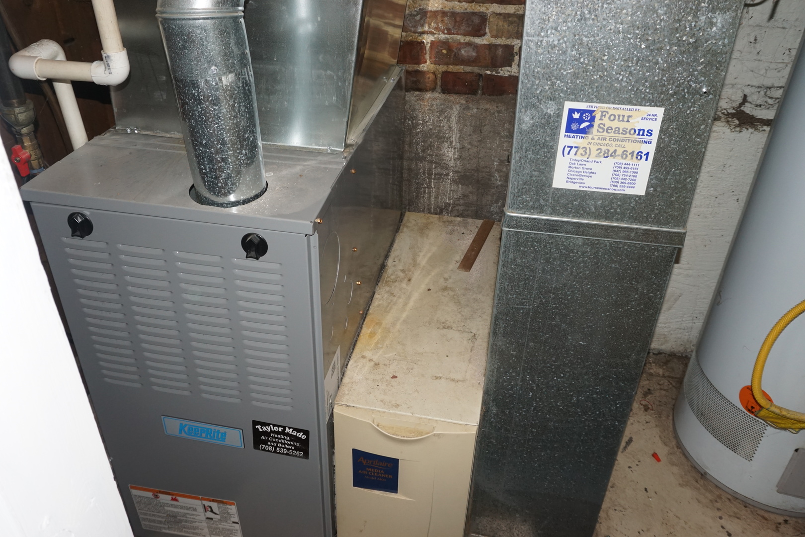 14542 Turner Avenue Midlothian, IL 60445 - Photo 22 of 22 a close view of appliances