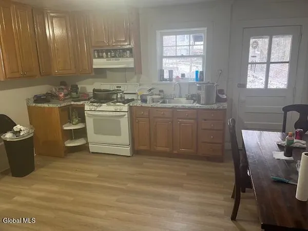 $449,000 | 14 Garfield Place, Unit 14161820, Amsterdam, NY 12010