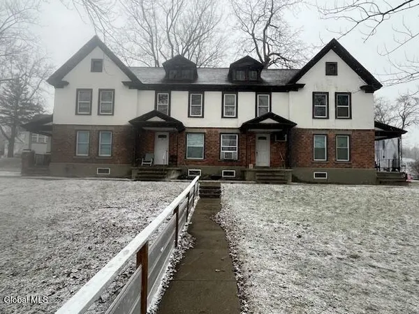 $449,000 | 14 Garfield Place, Unit 14161820, Amsterdam, NY 12010