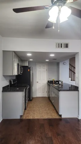 $2,500 | 939 Memorial Village Drive, Unit 38, Houston, TX 77024