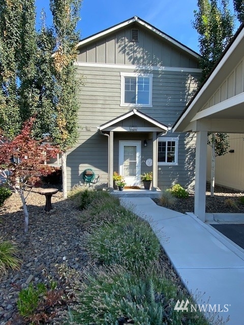 2153 Roper Lane Wenatchee, WA 98801 - Photo 2 of 22 Gallery Image 2
