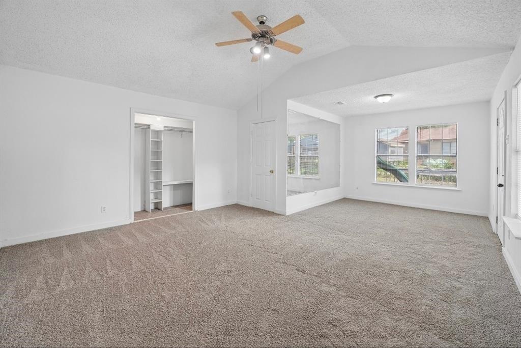 2725 Aster Street Dallas, TX 75211 - Photo 11 of 25