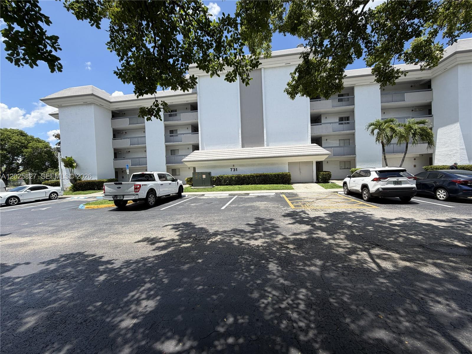 731 North Pine Island Road, Unit 401 Plantation, FL 33324 - Photo 3 of 30