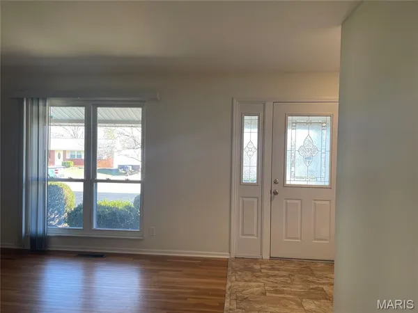 $2,100 | 2313 Esquline Drive, Fenton, MO 63026