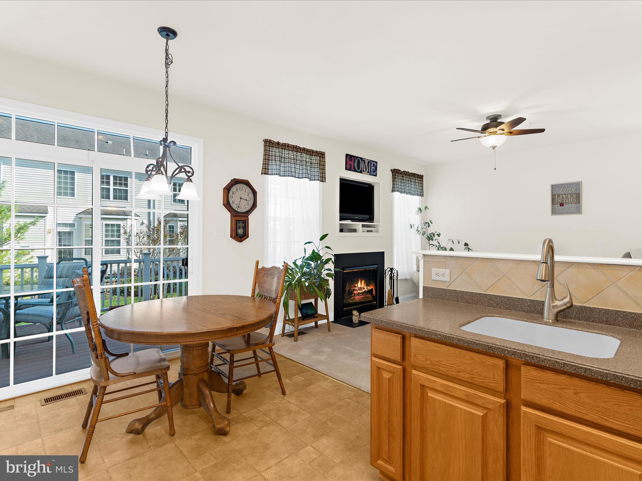 7659 Porcelain Tile Court Odenton, MD 21113 - Photo 14 of 49 a dining room with furniture and window