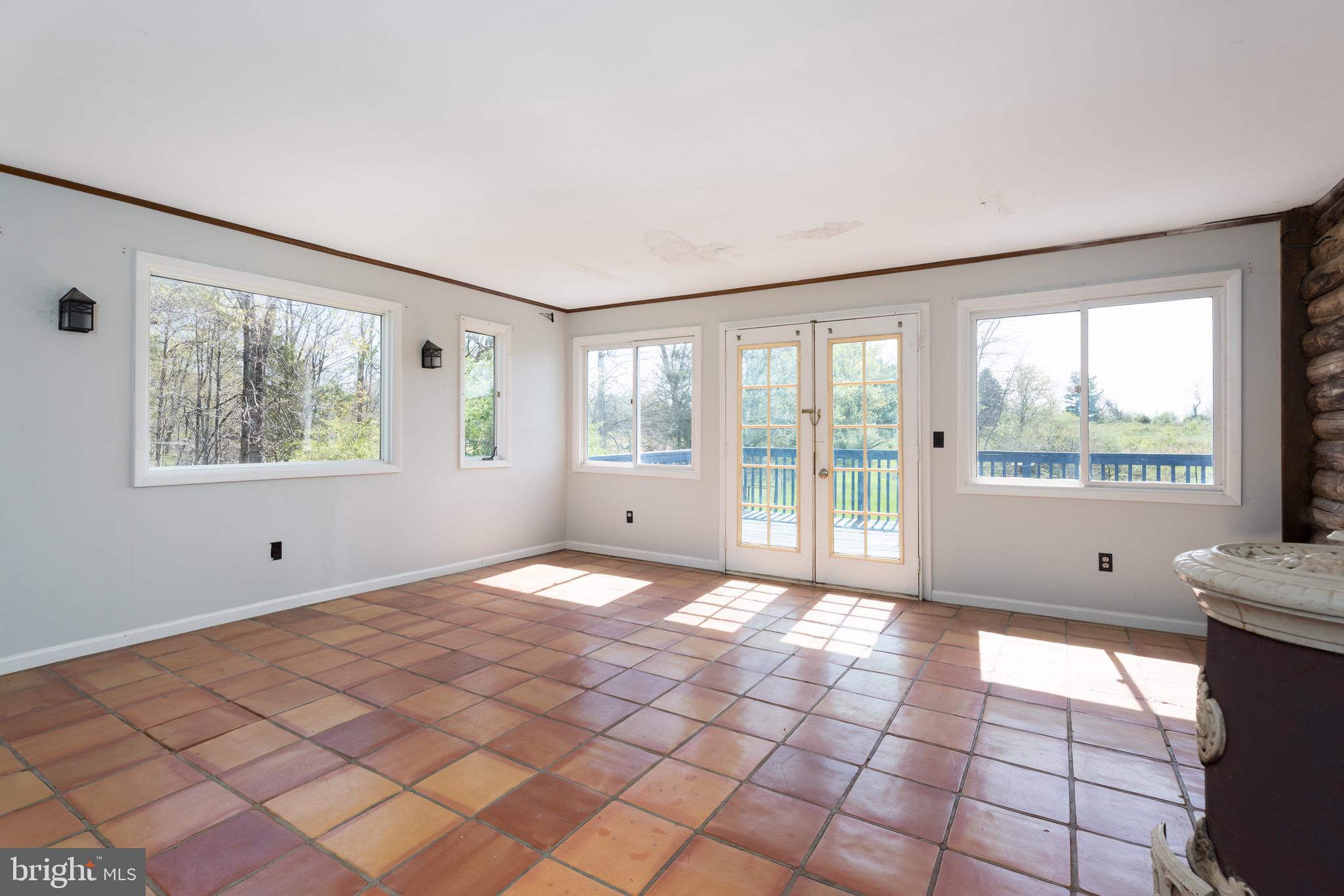 64 Harlingen Road Belle Mead, NJ 08502 - Photo 29 of 41 Cottage - living room