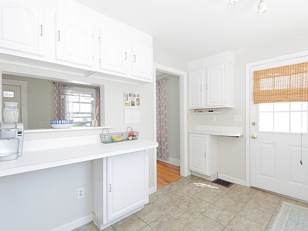 42 Goshen Road Dedham, MA 02026 - Photo 8 of 11 Gallery Image 8