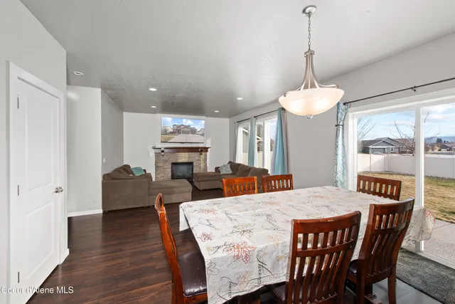 $689,999 | 1401 East Warm Springs Avenue, Post Falls, ID 83854