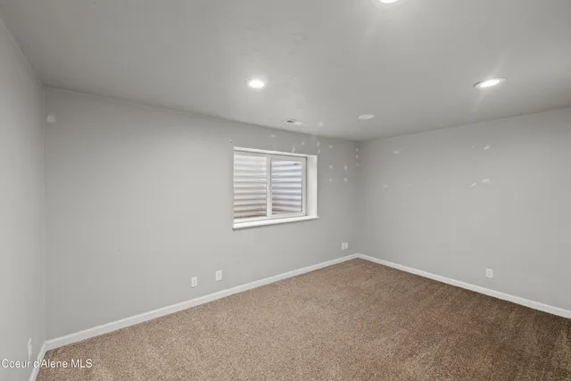 $689,999 | 1401 East Warm Springs Avenue, Post Falls, ID 83854