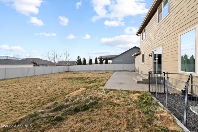 $689,999 | 1401 East Warm Springs Avenue, Post Falls, ID 83854