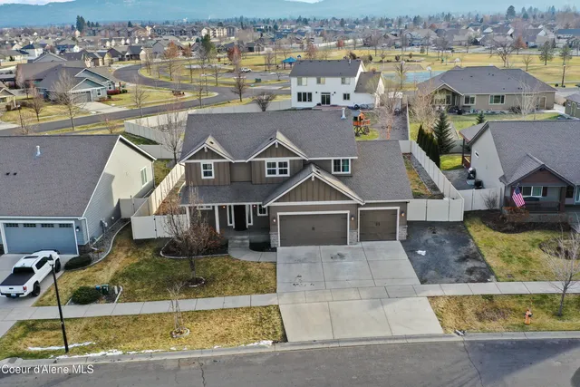 $689,999 | 1401 East Warm Springs Avenue, Post Falls, ID 83854