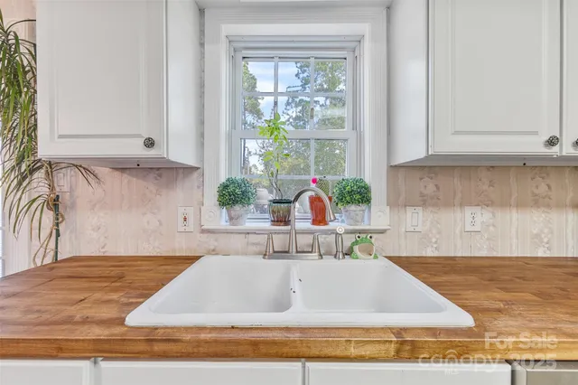 $282,999 | 106 Old Coach Lane, Marston, NC 28363