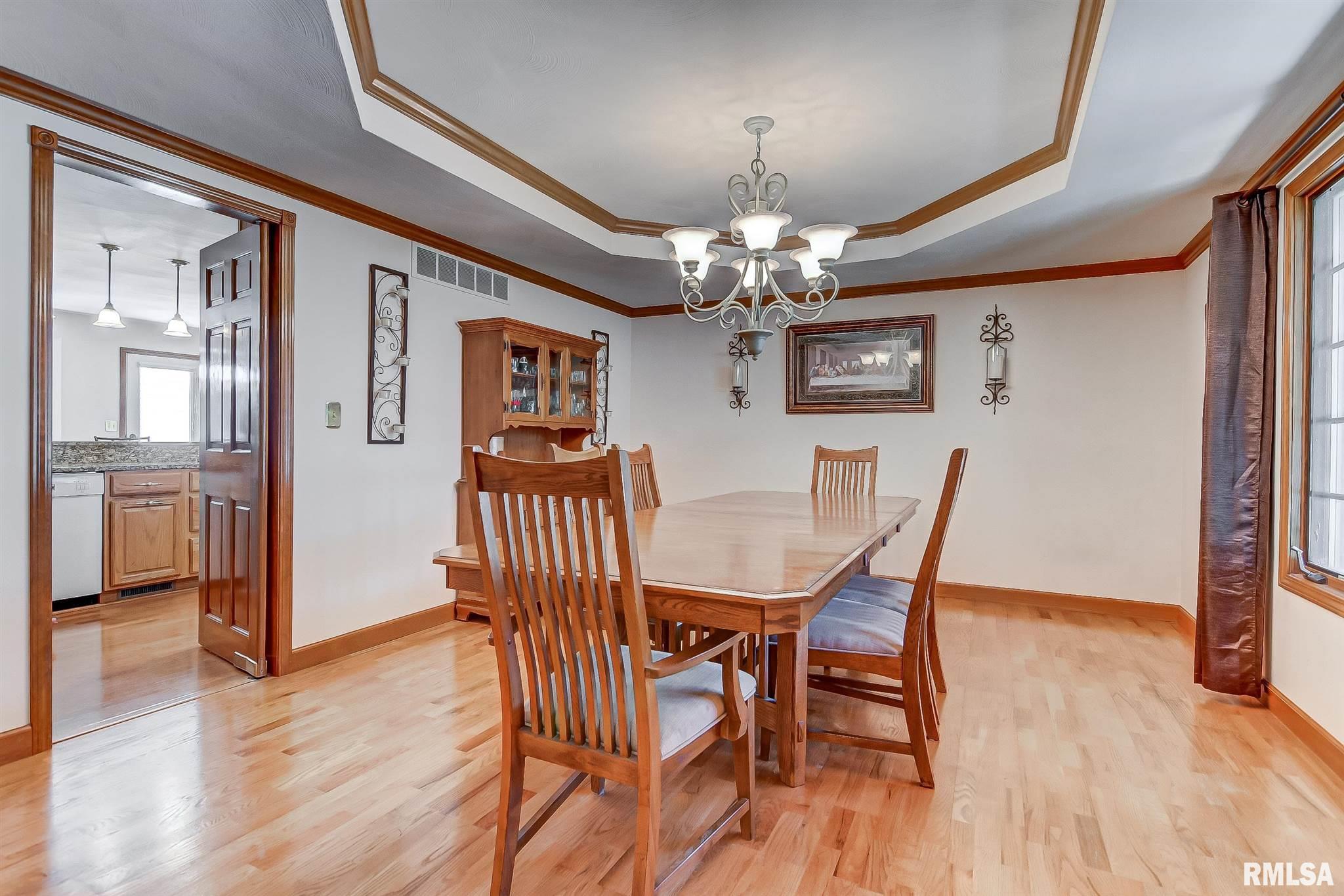 2308 Peppermill Pointe Court Springfield, IL 62712 - Photo 16 of 50 Gallery Image 16