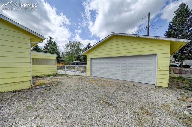 4015 Maxwell Road Colorado Springs, CO 80909 - Photo 5 of 37 Gallery Image 5