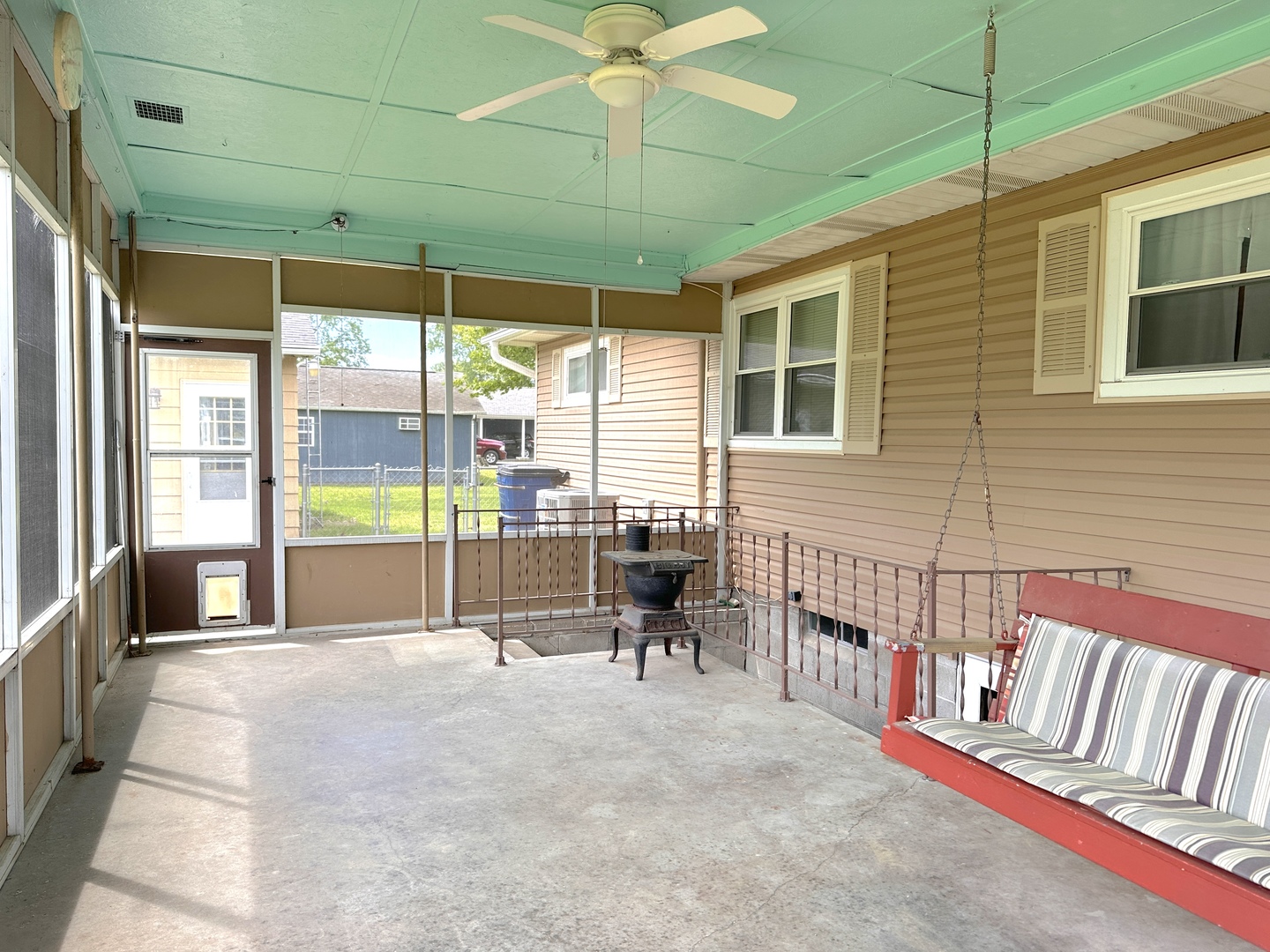 106 George Street Hurst, IL 62949 - Photo 10 of 14 a view of a house with outdoor seating