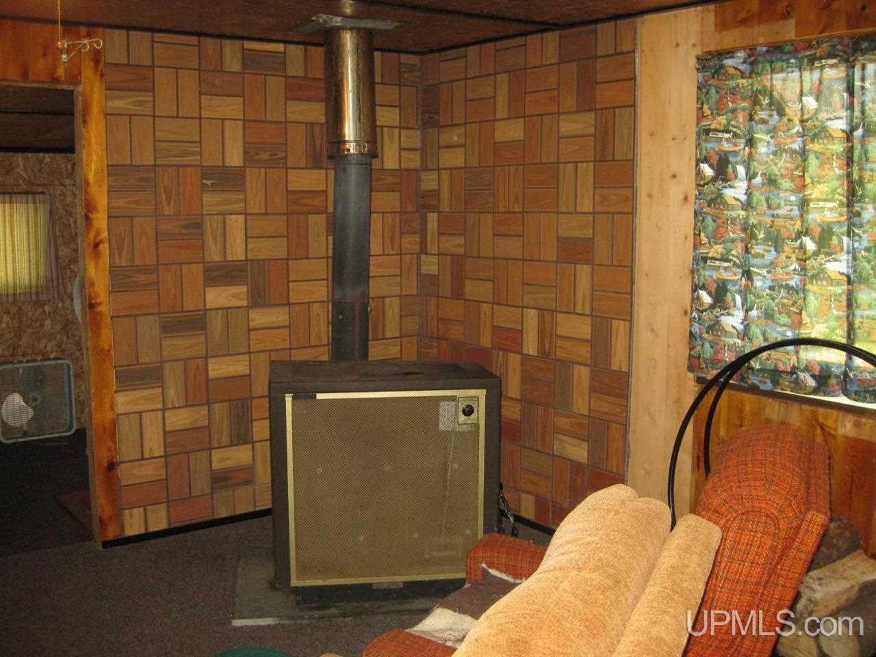 W7930 East Cataline Road Pembine, WI 54156 - Photo 4 of 21 Gallery Image 4