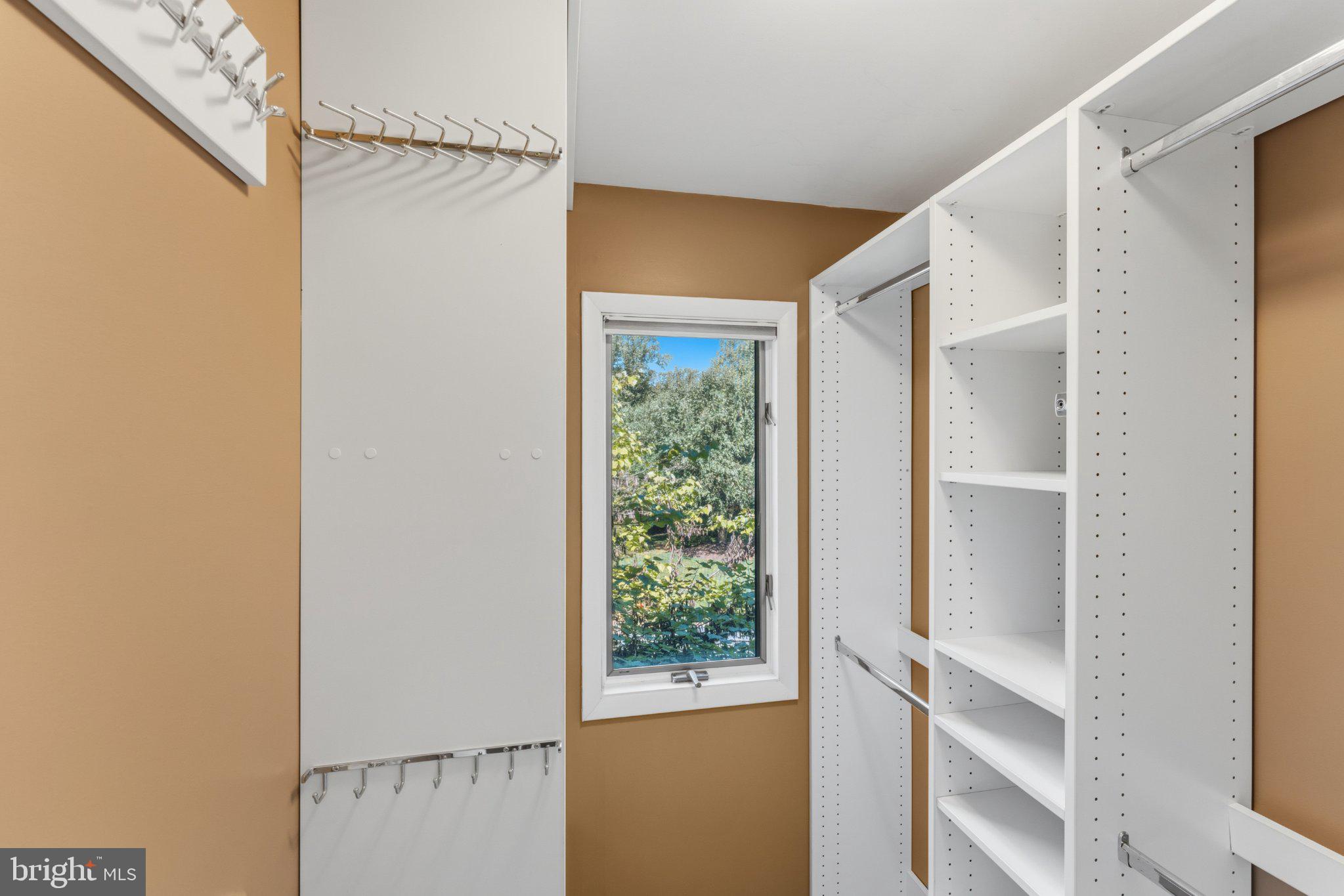7337 Hooking Road McLean, VA 22101 - Photo 37 of 54 Primary Bedroom Closet 2