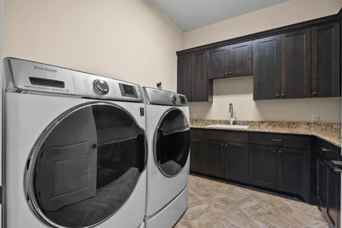 $2,370,000 | 343 Covered Wagon Way, Driftwood, TX 78619