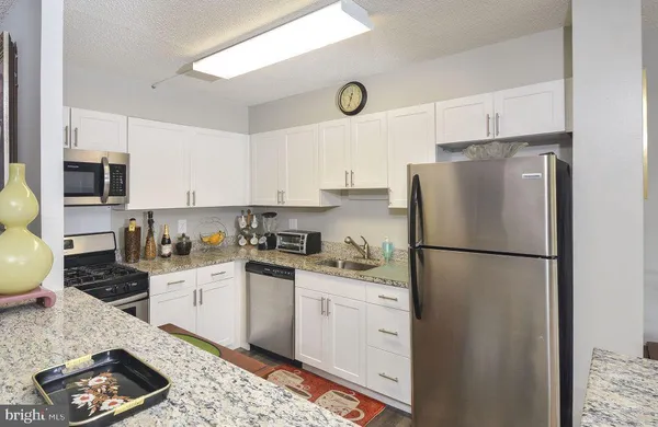 $2,369 | 515 West Chelten Avenue, Unit 2B0808, Philadelphia, PA 19144