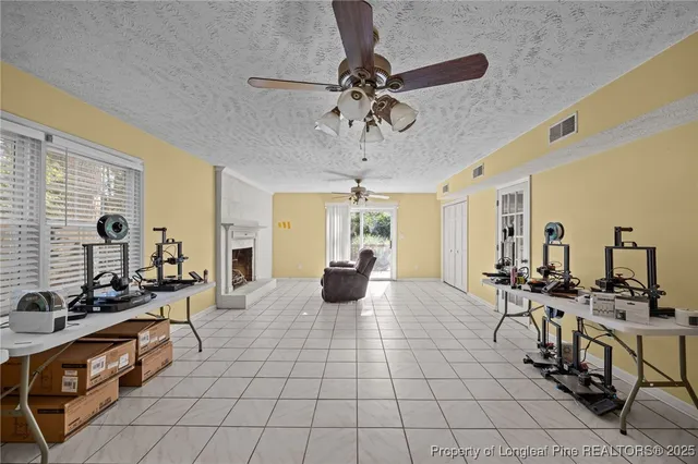 a view of a yard with plants