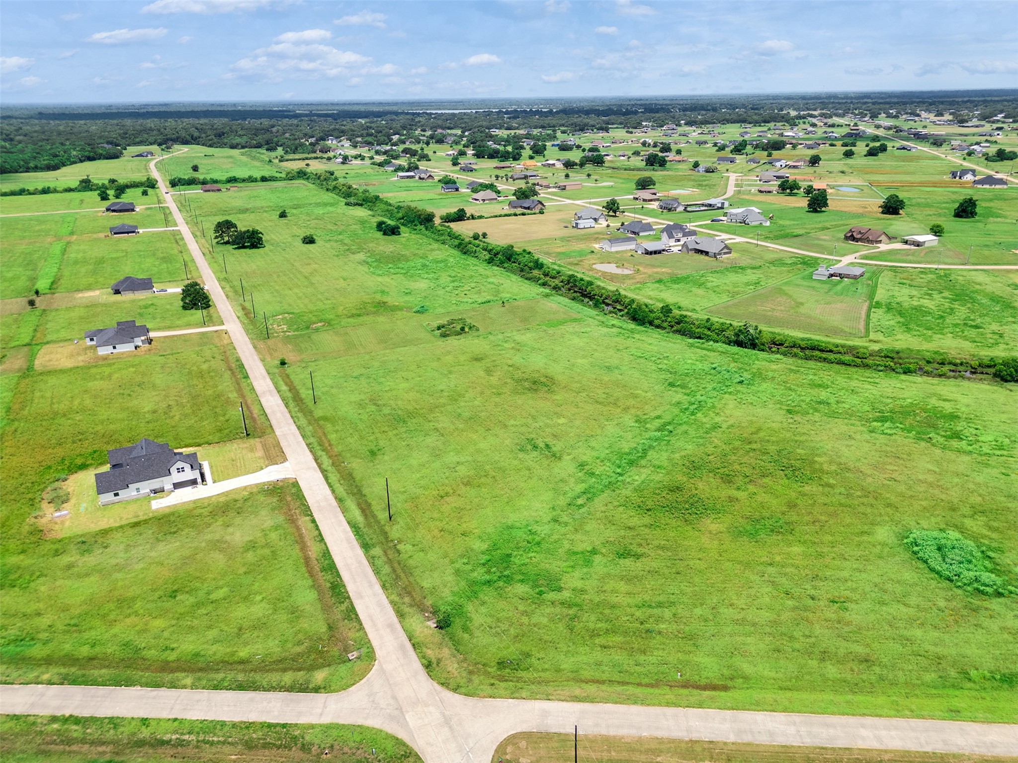 426 Chuckwagon Trail Angleton, TX 77515 - Photo 6 of 6
