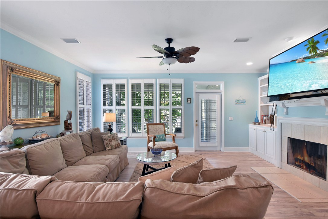 1401 Plantation Point Drive St. Simons Island, GA 31522 - Photo 11 of 35