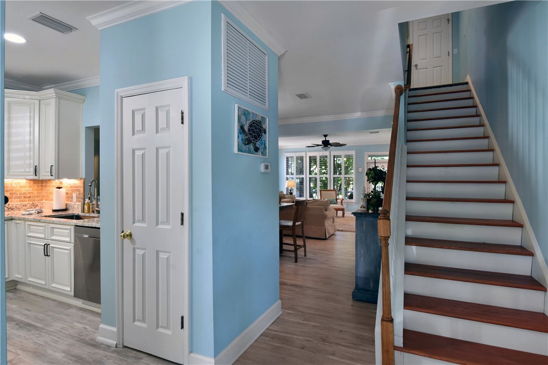 1401 Plantation Point Drive St. Simons Island, GA 31522 - Photo 14 of 35