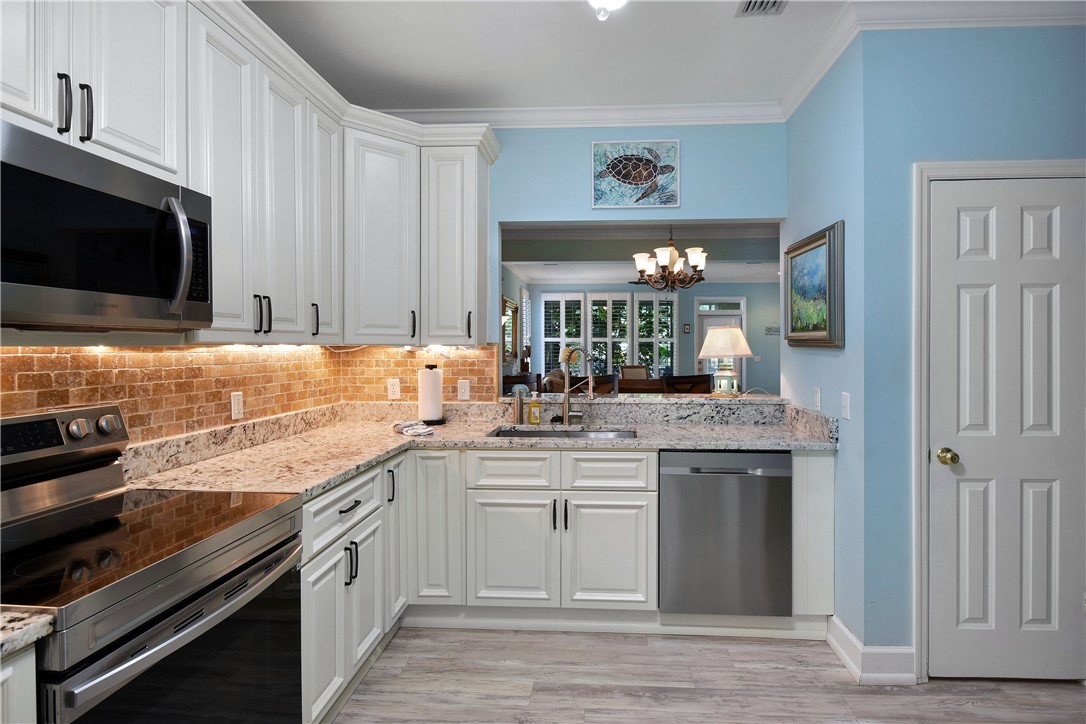 1401 Plantation Point Drive St. Simons Island, GA 31522 - Photo 4 of 35