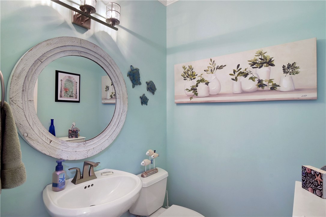 1401 Plantation Point Drive St. Simons Island, GA 31522 - Photo 8 of 35