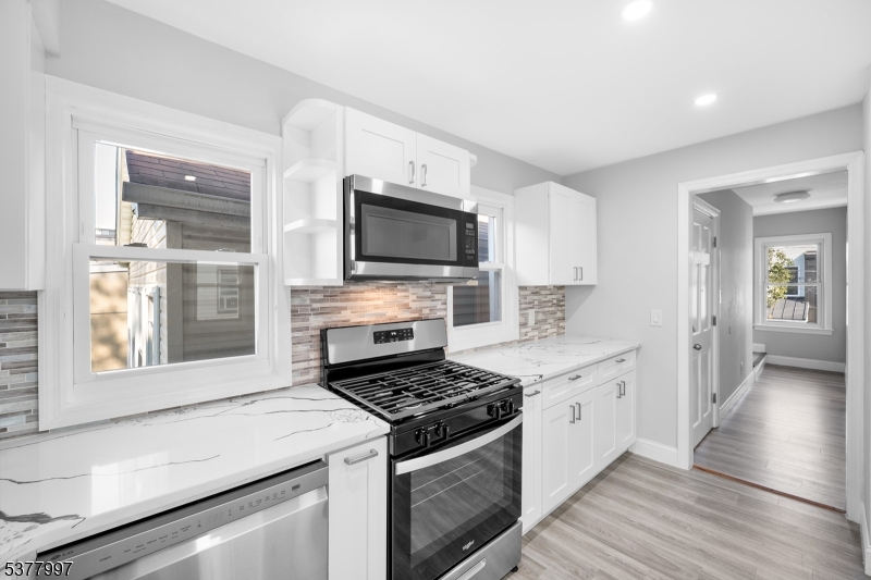 16 New Street, Unit 2 Montclair, NJ 07042 - Photo 7 of 17
