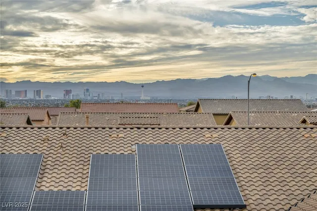 $750,000 | 2593 Indigo Cloud Court, Las Vegas, NV 89142