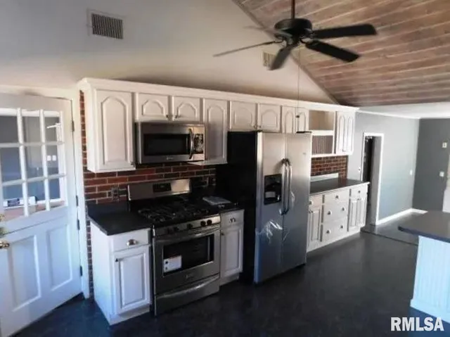 $339,900 | 321 West Boone Street, Salem, IL 62881