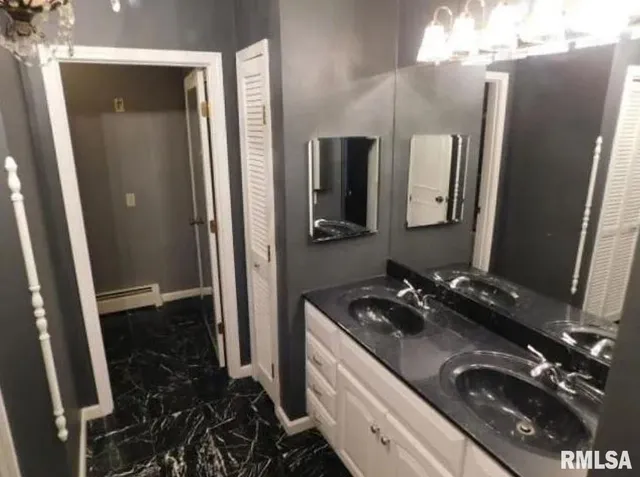 $339,900 | 321 West Boone Street, Salem, IL 62881