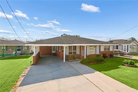 $235,000 | 735 Ave F, Westwego, LA 70094