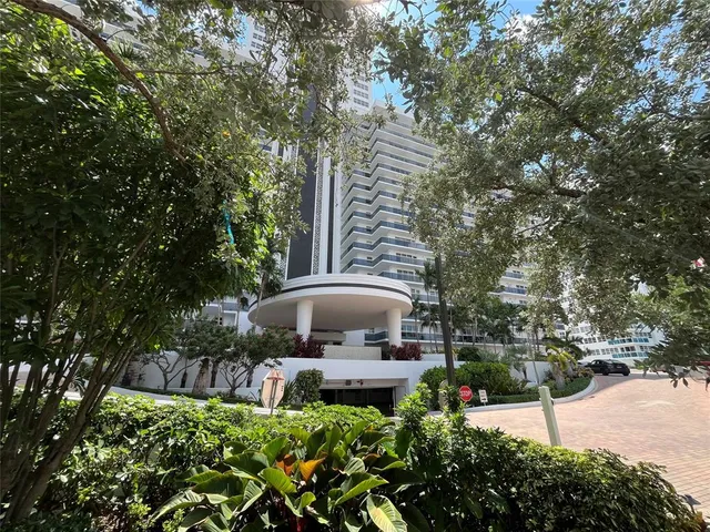 $3,800 | 3500 Galt Ocean Drive, Unit 1802, Fort Lauderdale, FL 33308