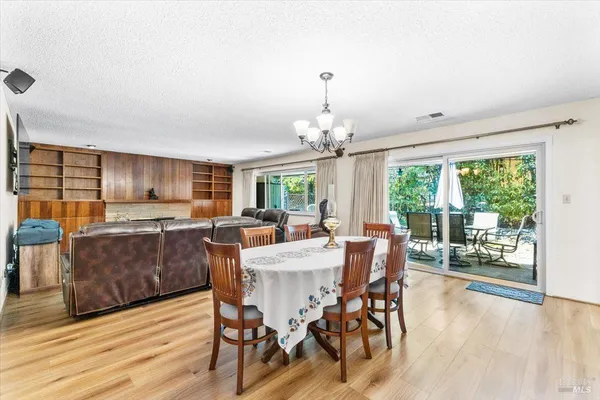 $439,000 | 442 Las Casitas Court, Unit A, Santa Rosa, CA 95403