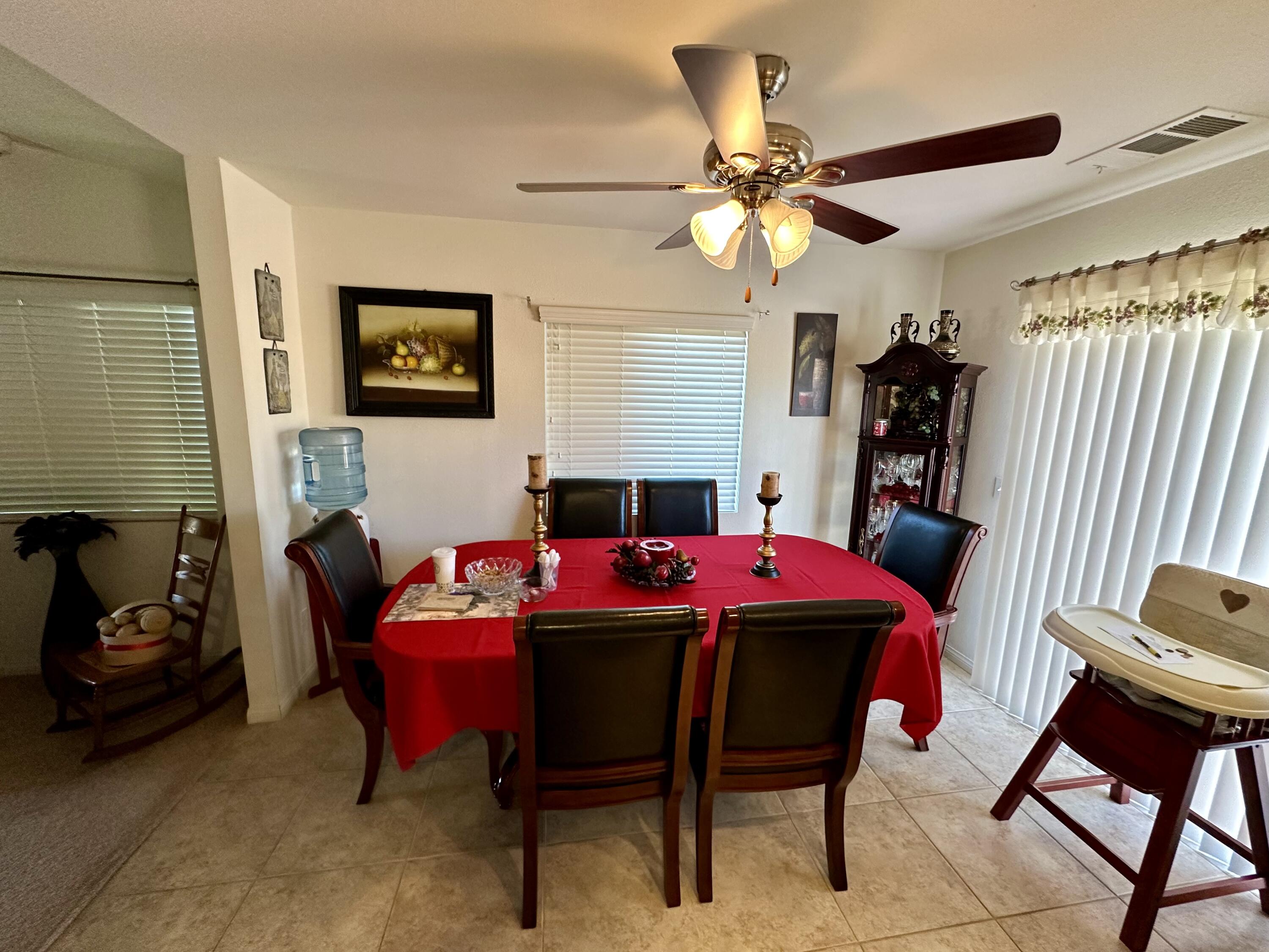 575 West Rice Street Blythe, CA 92225 - Photo 8 of 24 a dining room with furniture and window