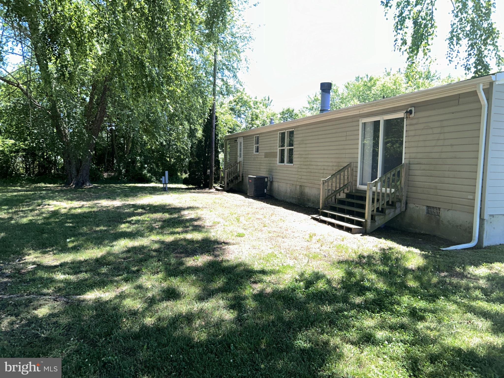 20009 Wil King Road Lewes, DE 19958 - Photo 2 of 14 Charming home with spacious yard.