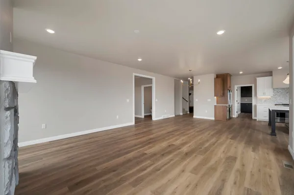 $797,500 | 263 Kerrigan Drive, Wrightstown, WI 54180