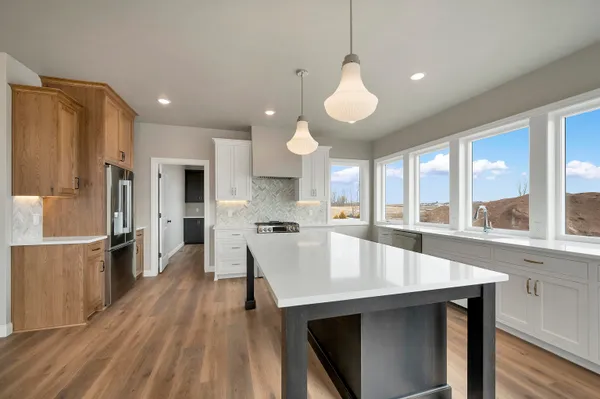 $797,500 | 263 Kerrigan Drive, Wrightstown, WI 54180