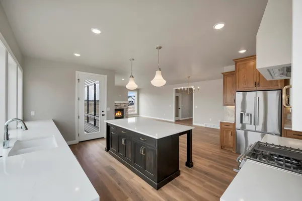 $797,500 | 263 Kerrigan Drive, Wrightstown, WI 54180