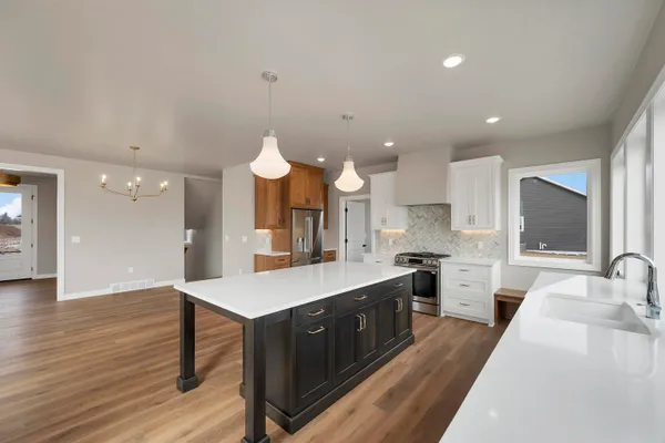 $797,500 | 263 Kerrigan Drive, Wrightstown, WI 54180