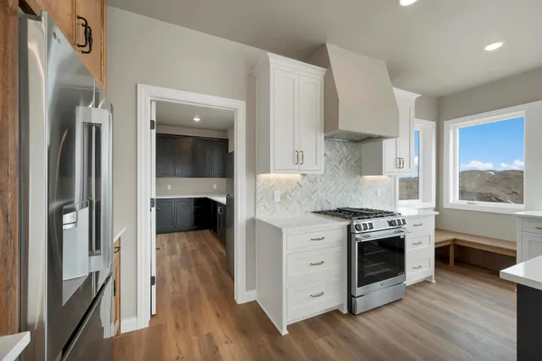 $797,500 | 263 Kerrigan Drive, Wrightstown, WI 54180