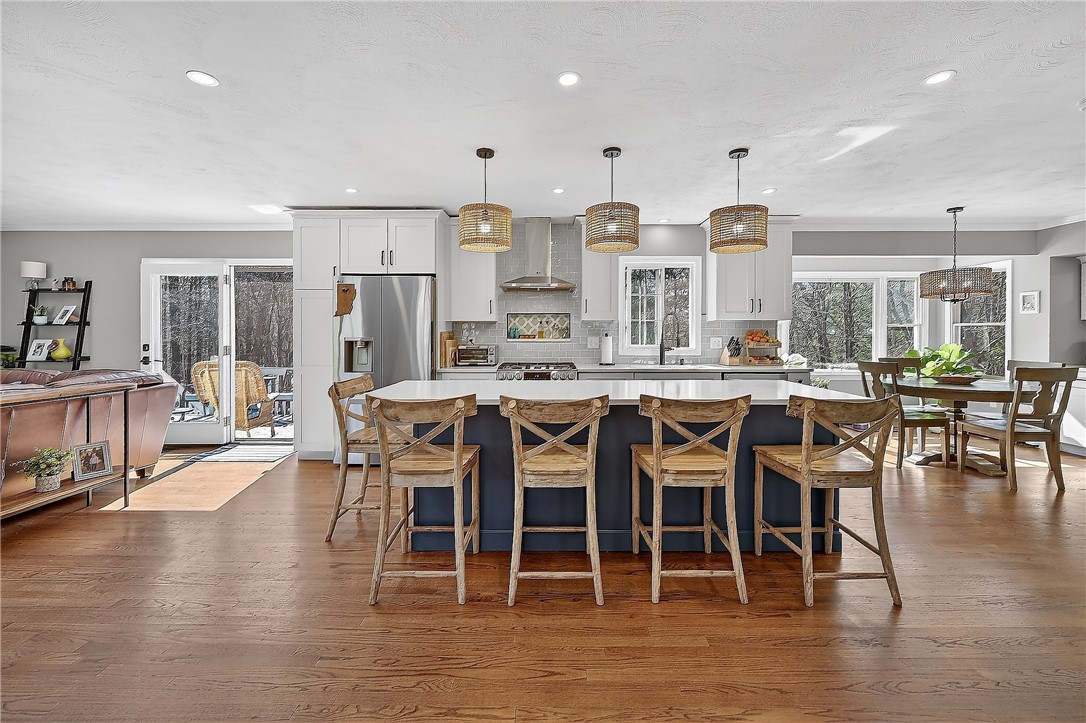 1340 Hope Road Cranston, RI 02831 - Photo 13 of 50