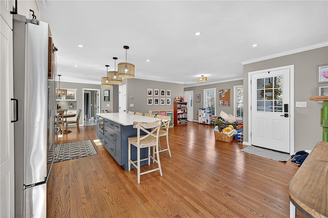 1340 Hope Road Cranston, RI 02831 - Photo 16 of 50