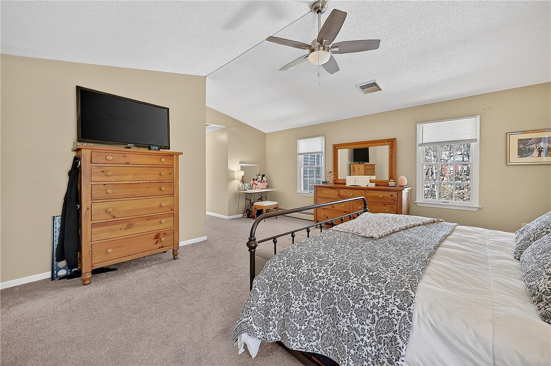 1340 Hope Road Cranston, RI 02831 - Photo 30 of 50