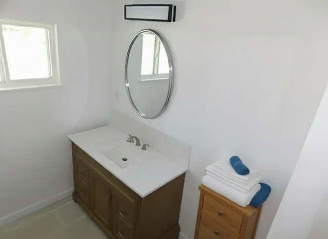 $399,999 | 3106 Northeast Drive, Austin, TX 78723